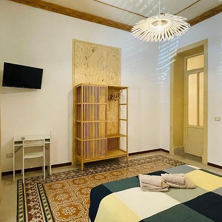 Olivuzza Rooms In Apartment باليرمو المظهر الخارجي الصورة
