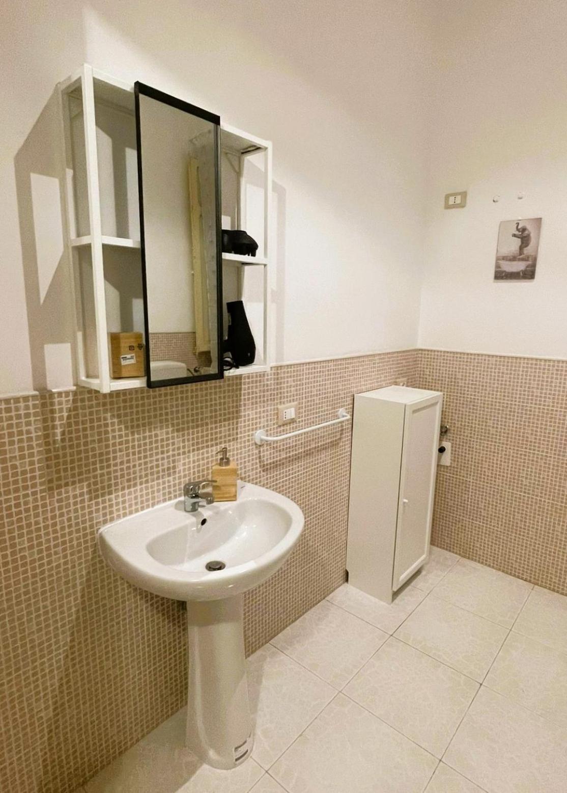Olivuzza Rooms In Apartment باليرمو المظهر الخارجي الصورة