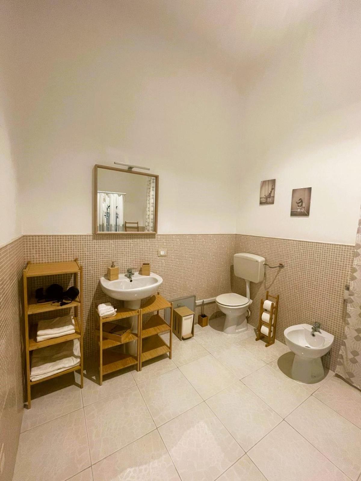 Olivuzza Rooms In Apartment باليرمو المظهر الخارجي الصورة